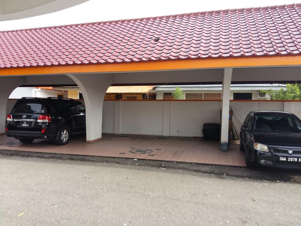 Harrington Court Apartment