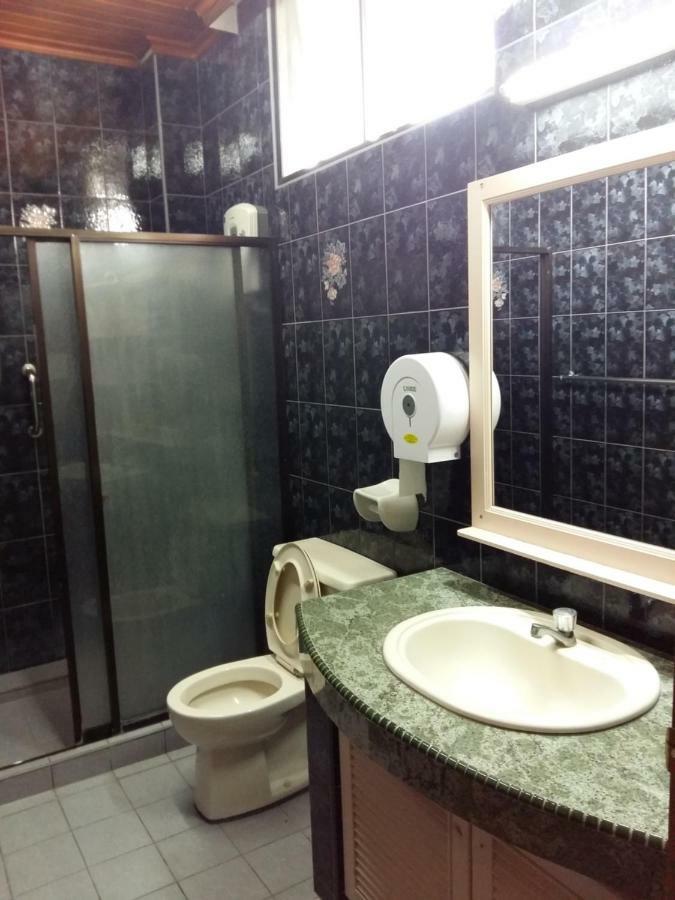 Harrington Court Apartment *